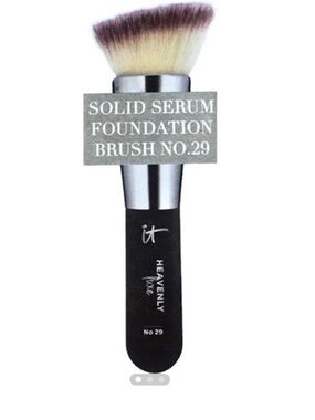 It cosmetics Heavenly Luxe solid serum foundation brush no. 29 NIB